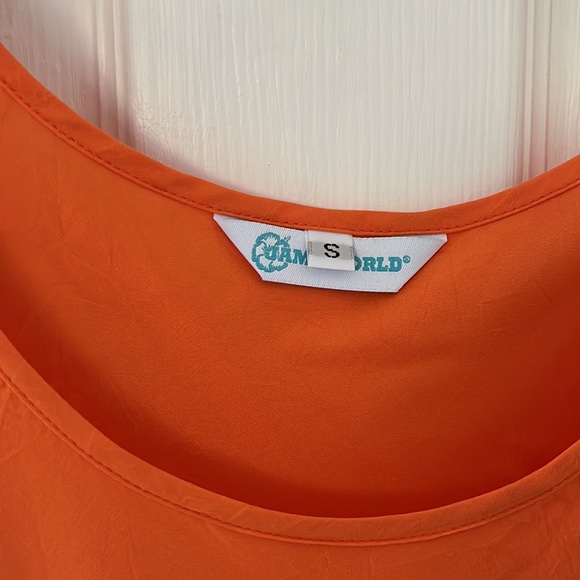 NWT TANK.TOP - Picture 2 of 4